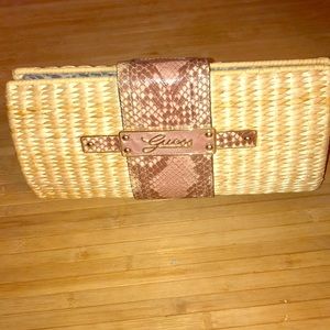 New used once guess clutch